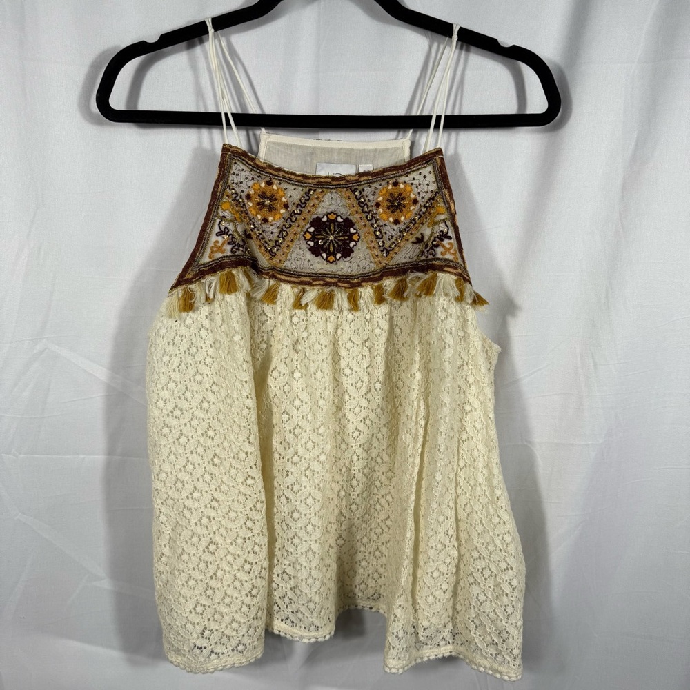 HD in Paris Cream Embellished Sleeveless Camisole ~C1